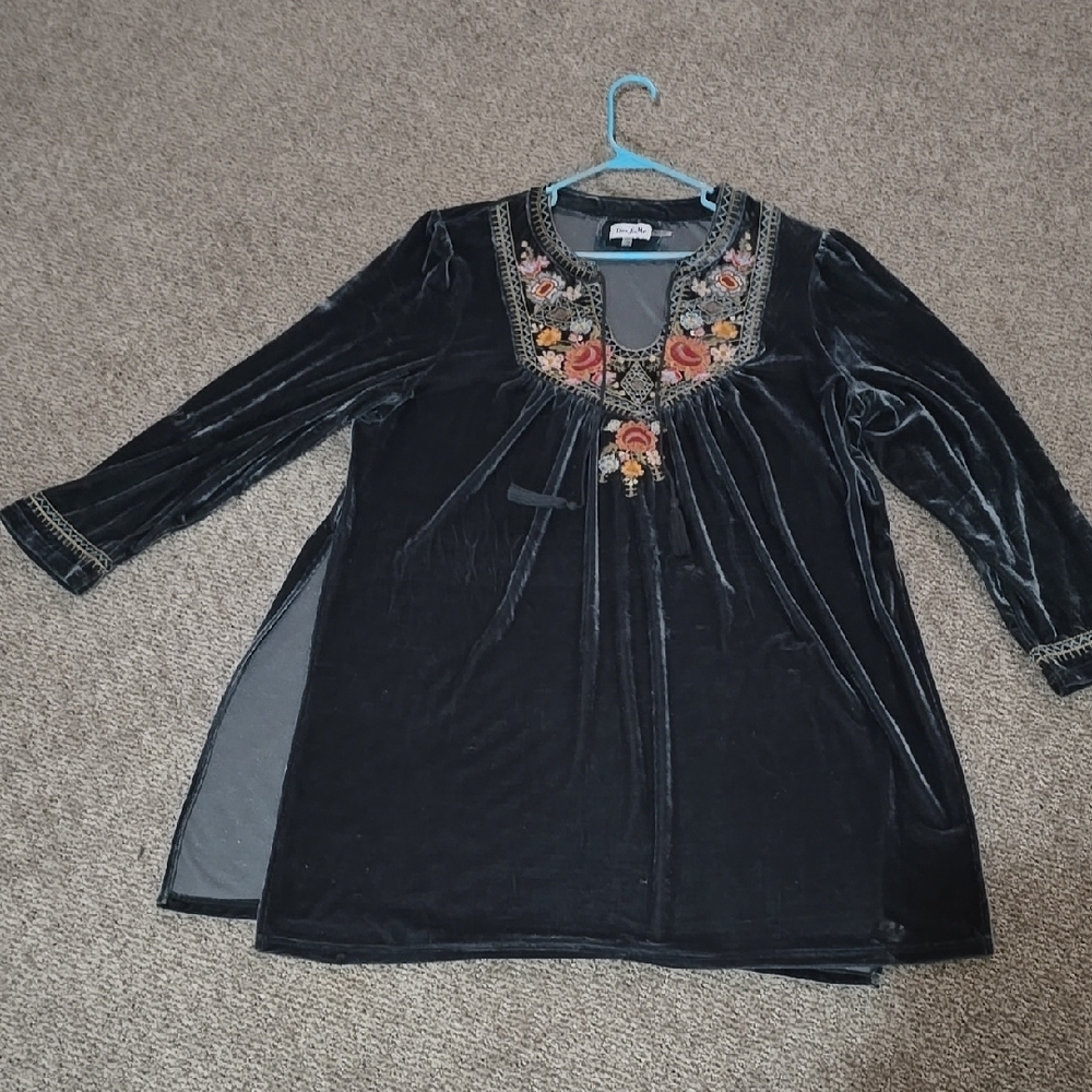Deep Blue Velvet Tunic with Floral Embroidery